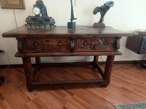 Antica consolle spagnola